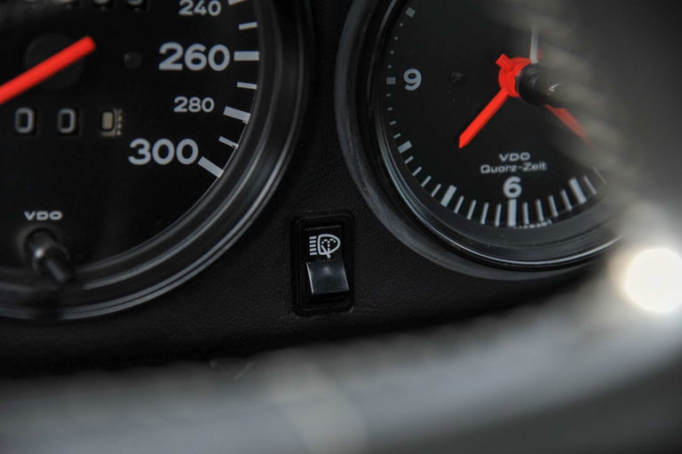 Porsche 911 Carrera 3.2 WTL