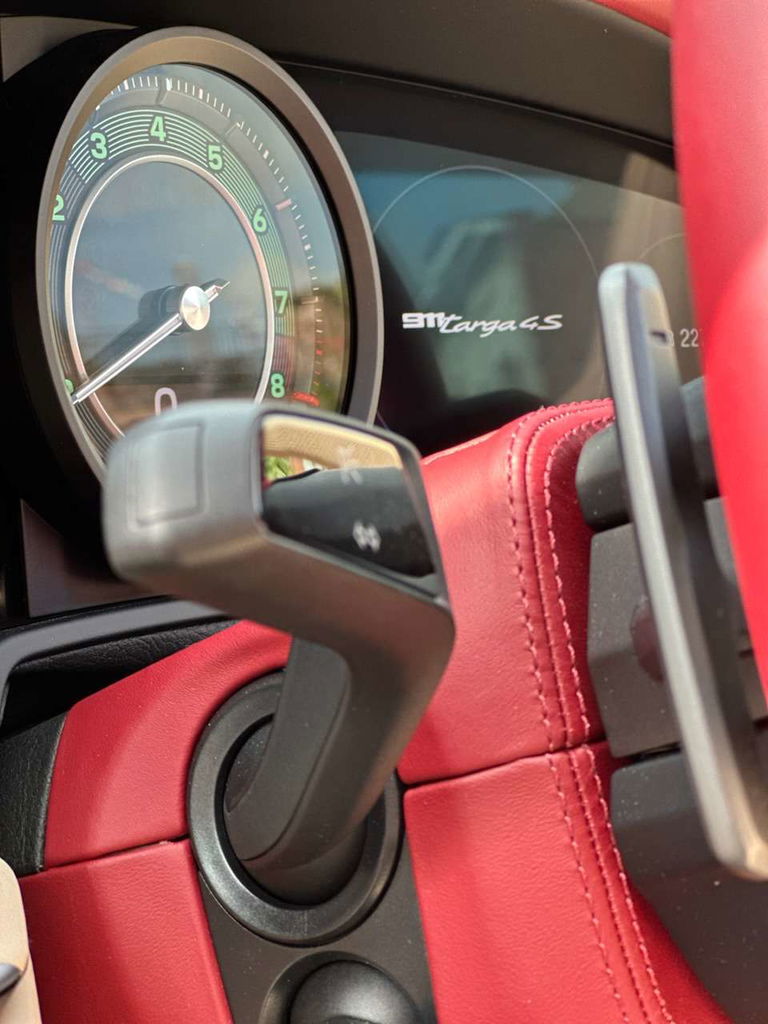 Porsche 992 Heritage Design Edition