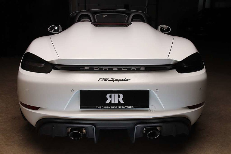 Porsche 718 Spyder