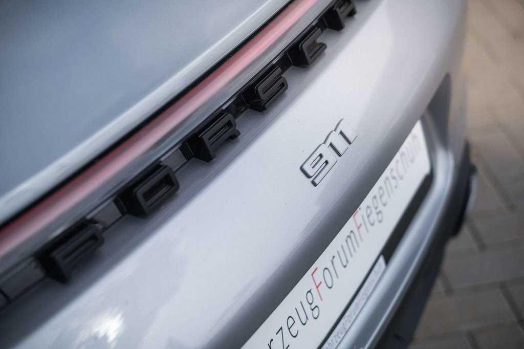 Porsche 992 Targa 4 GTS