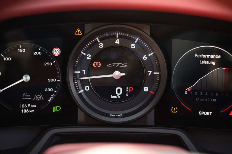 Porsche 992 Targa 4 GTS