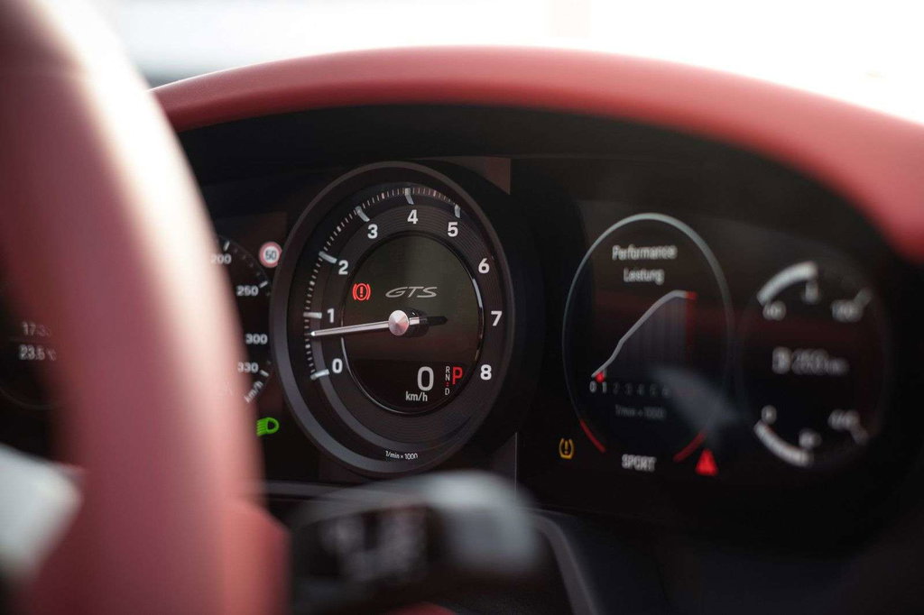 Porsche 992 Targa 4 GTS