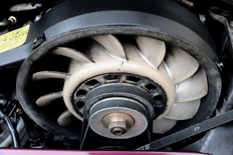 Porsche 964 Carrera 4