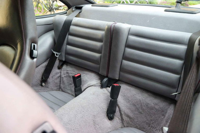 Porsche 964 Carrera 4