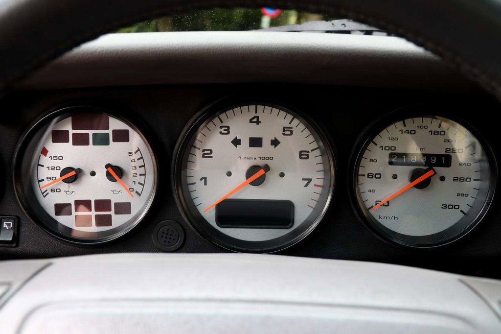 Porsche 964 Carrera 4