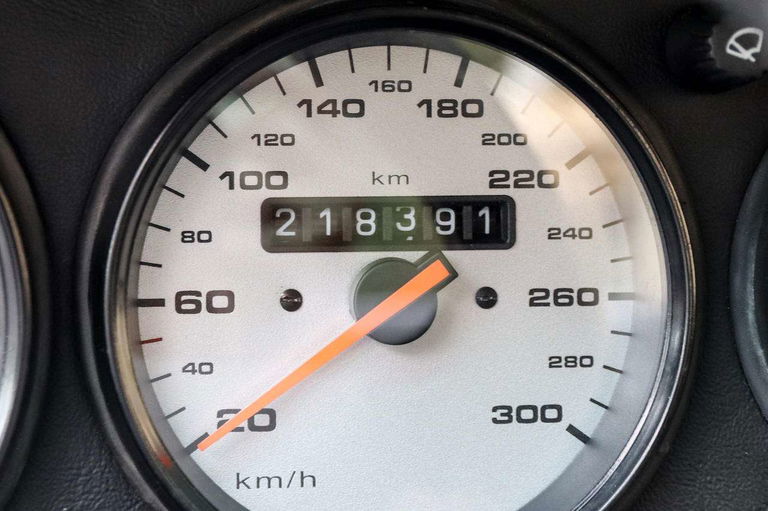 Porsche 964 Carrera 4