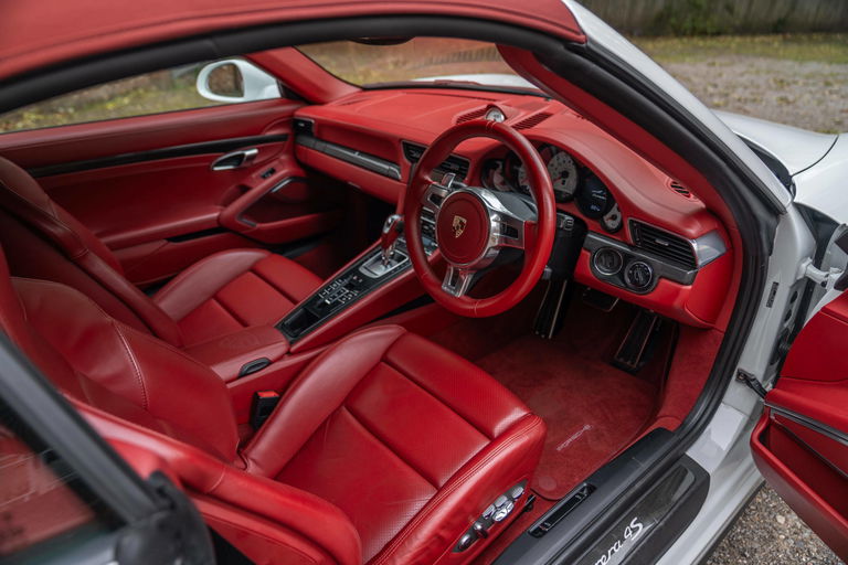 Porsche 991 Carrera 4S