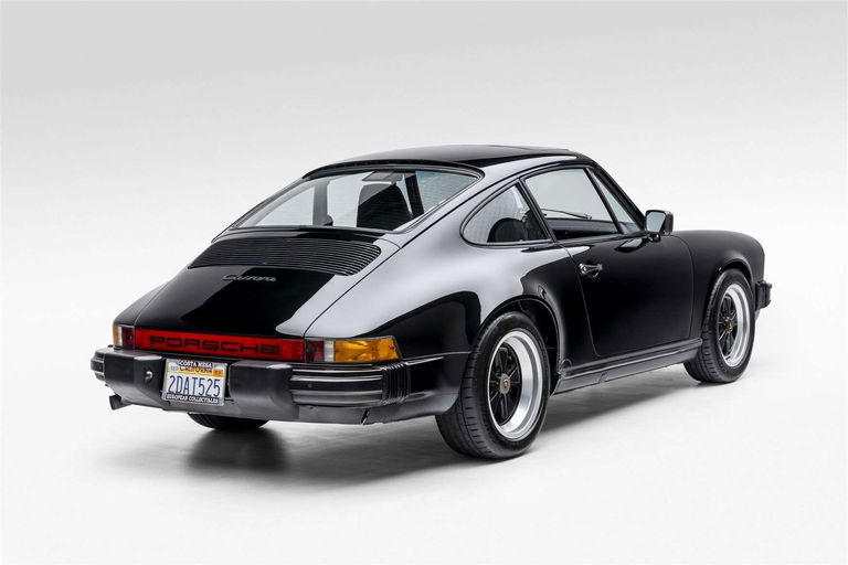 Porsche 911 Carrera 3.2