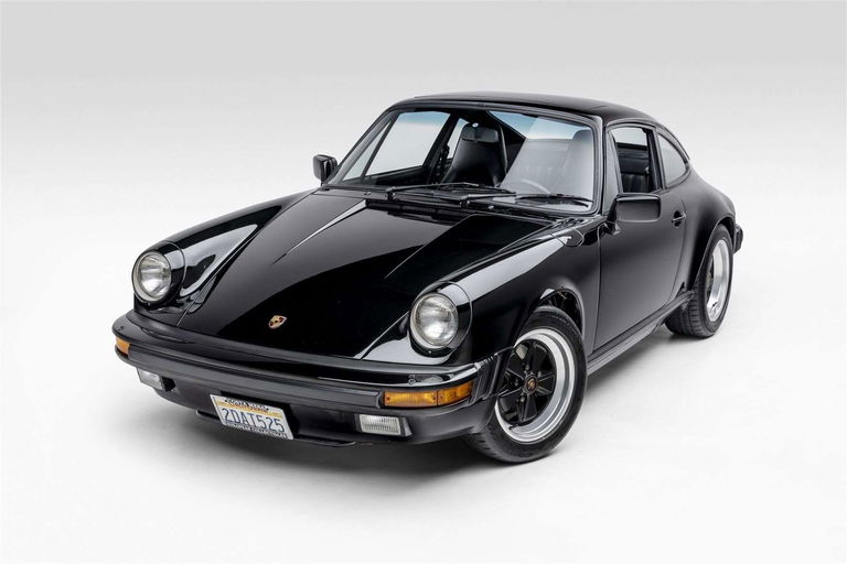 Porsche 911 Carrera 3.2