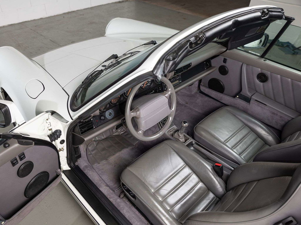 Porsche 964 Carrera 4