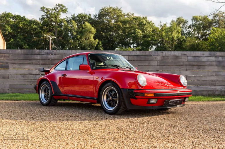 Porsche 911 Carrera 3.2 Supersport