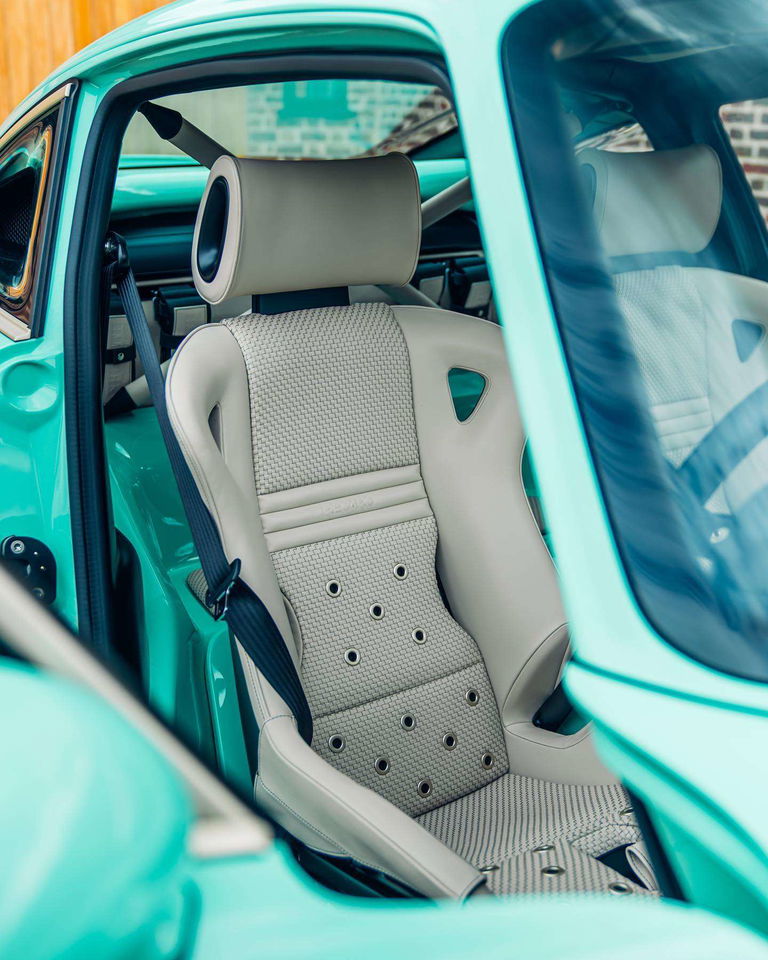 Porsche 911 Reimagined by Singer