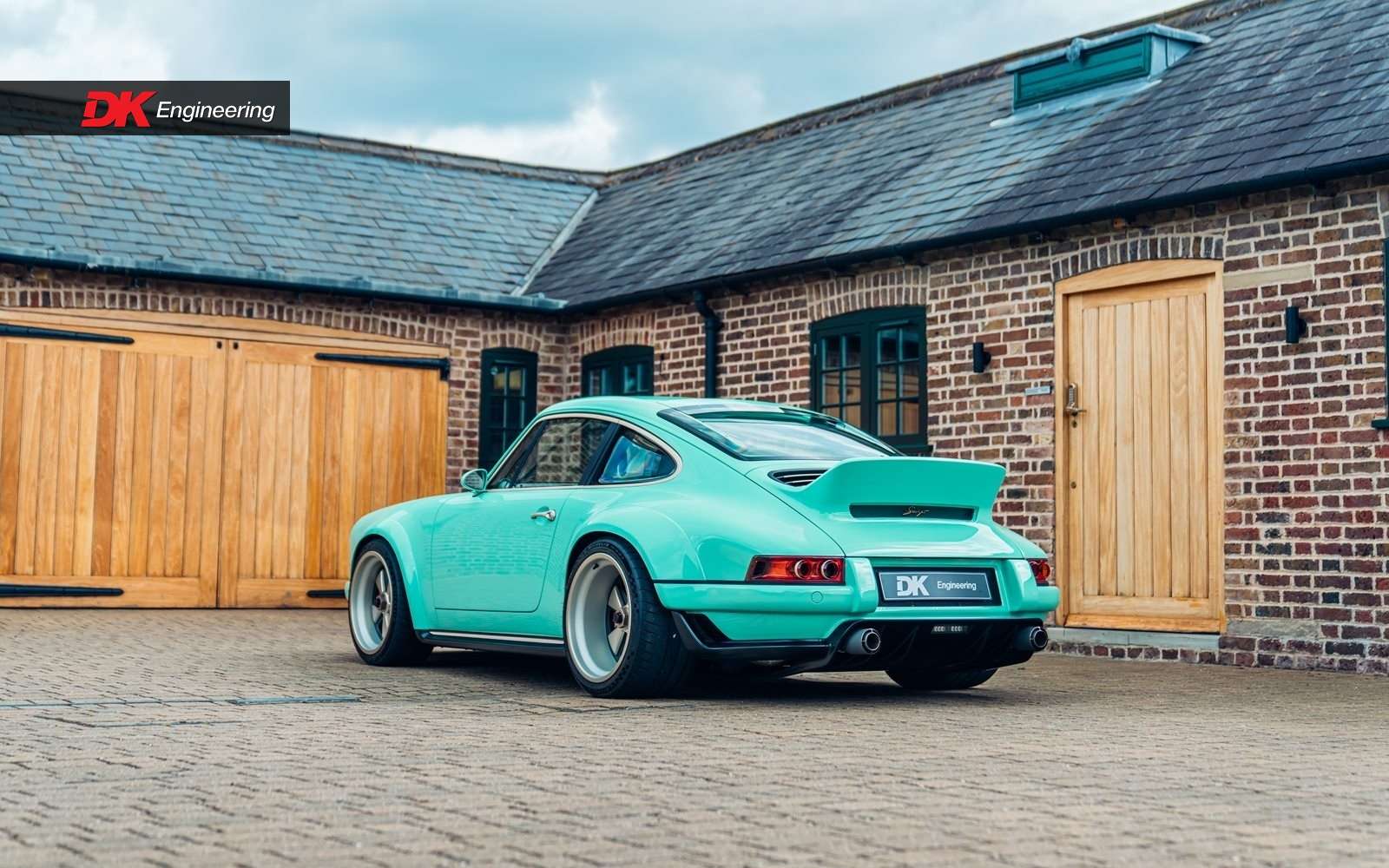 Porsche 911 Reimagined by Singer 1989 - elferspot.com - Marketplace for ...