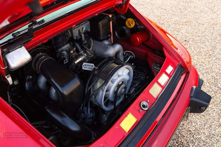 Porsche 911 Carrera 3.2 Supersport