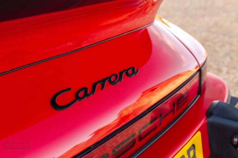 Porsche 911 Carrera 3.2 Supersport