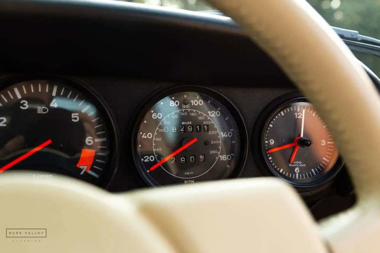 Porsche 911 Carrera 3.2 Supersport
