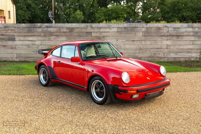 Porsche 911 Carrera 3.2 Supersport