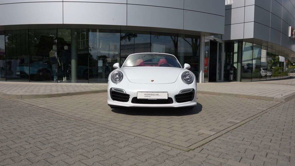 porsche-911-turbo-s-cabriolet-gebraucht