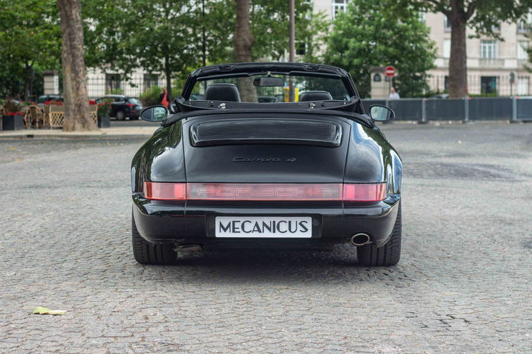 Porsche 964 Carrera 4