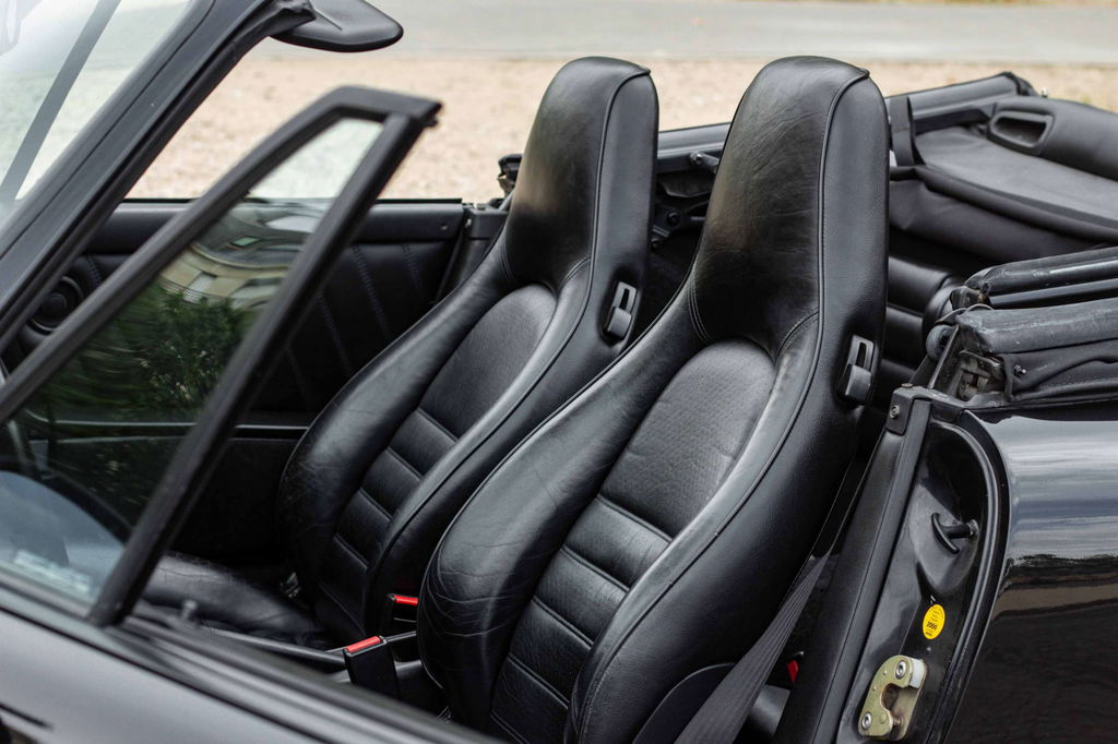 Porsche 964 Carrera 4