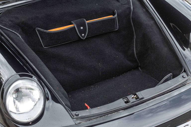 Porsche 964 Carrera 4