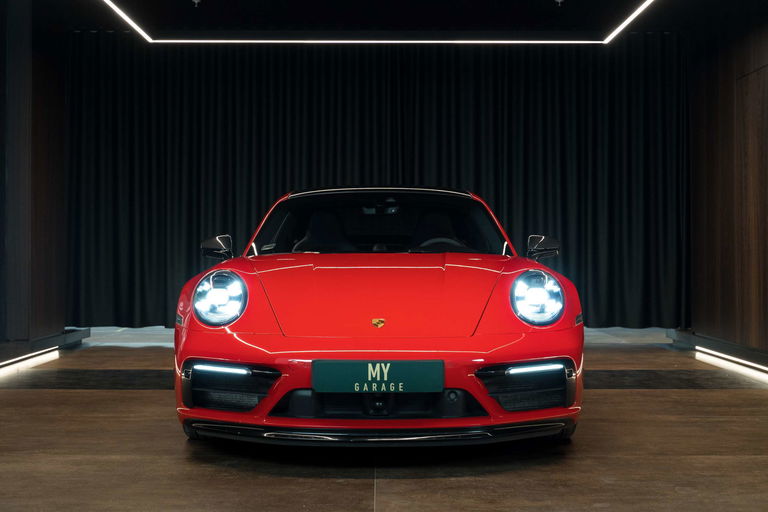 Porsche 992 Carrera 4S