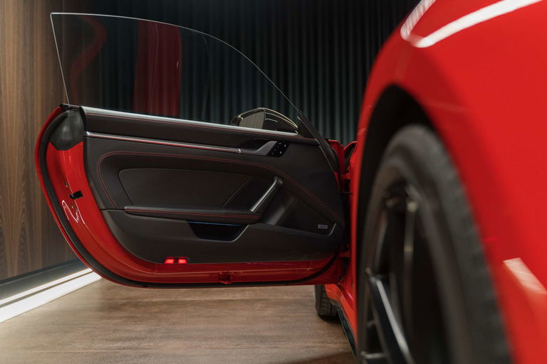 Porsche 992 Carrera 4S