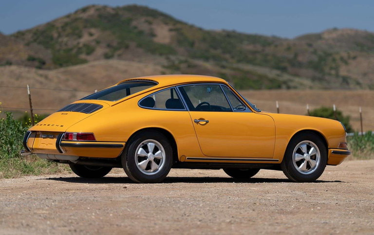 Porsche 911 S (F-Modell)