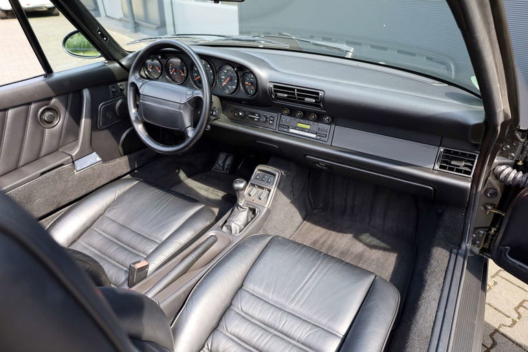 Porsche 964 Carrera 4