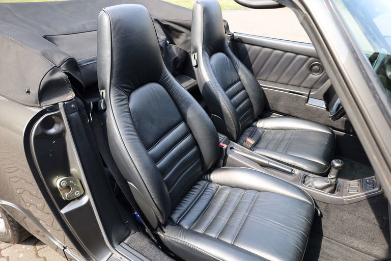 Porsche 964 Carrera 4