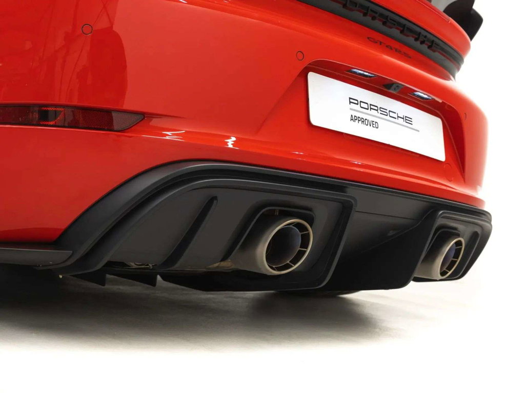 Porsche 718 Cayman GT4 RS