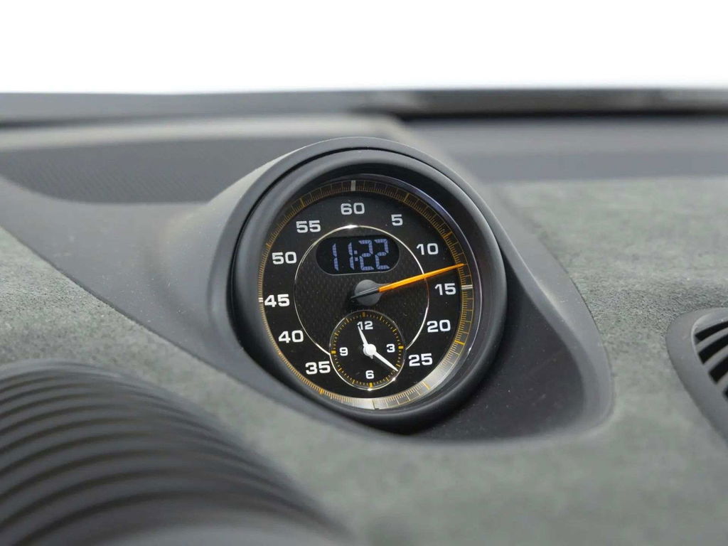 Porsche 718 Cayman GT4 RS