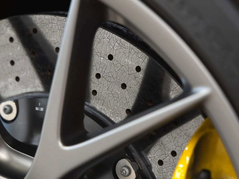 Porsche 718 Cayman GT4 RS