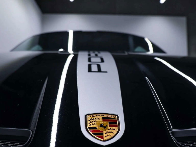 Porsche 992 GT3 Touring