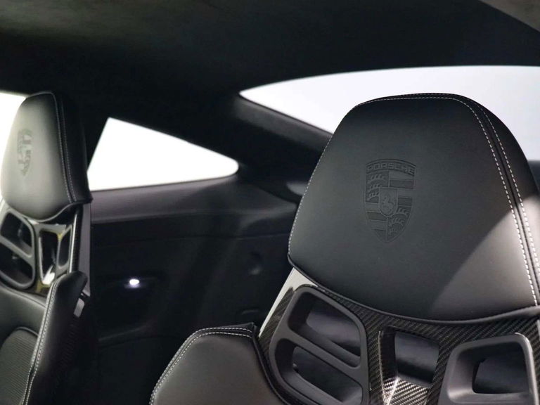 Porsche 992 GT3 Touring