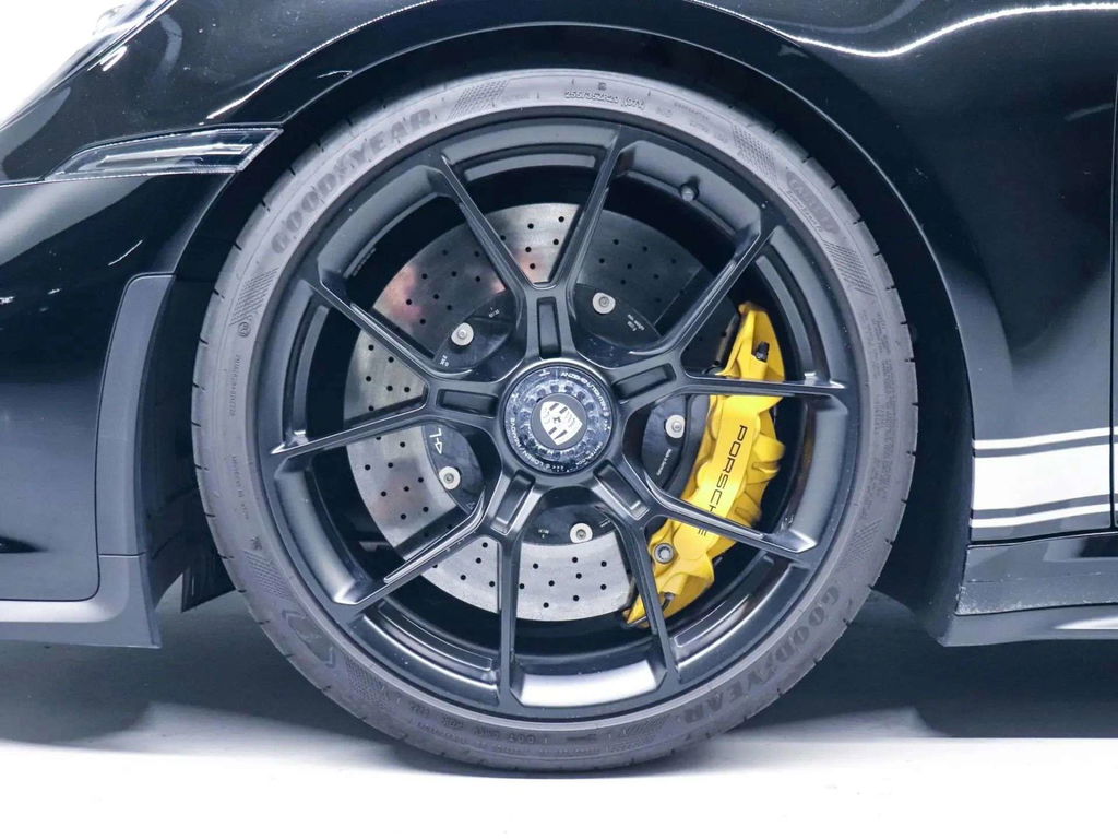 Porsche 992 GT3 Touring