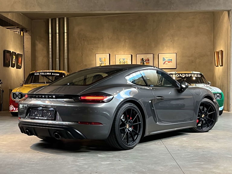 Porsche 718 Cayman GTS 4.0