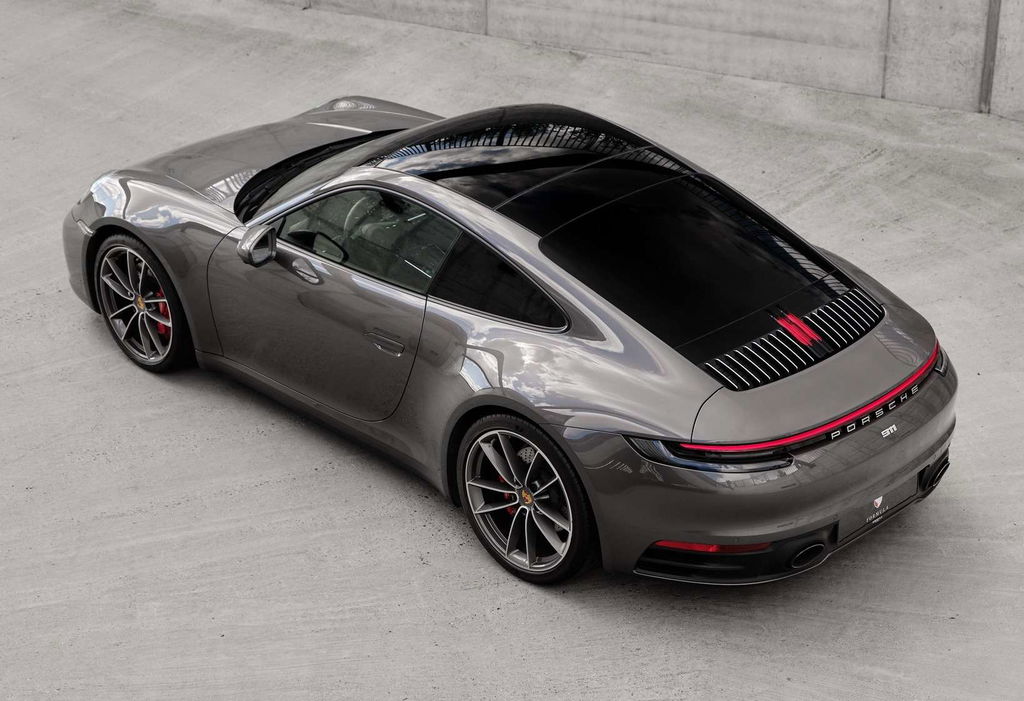 Porsche 992 Carrera 4S