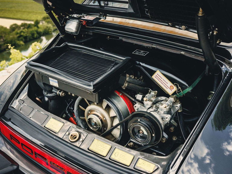 Porsche 911 Turbo 3.3