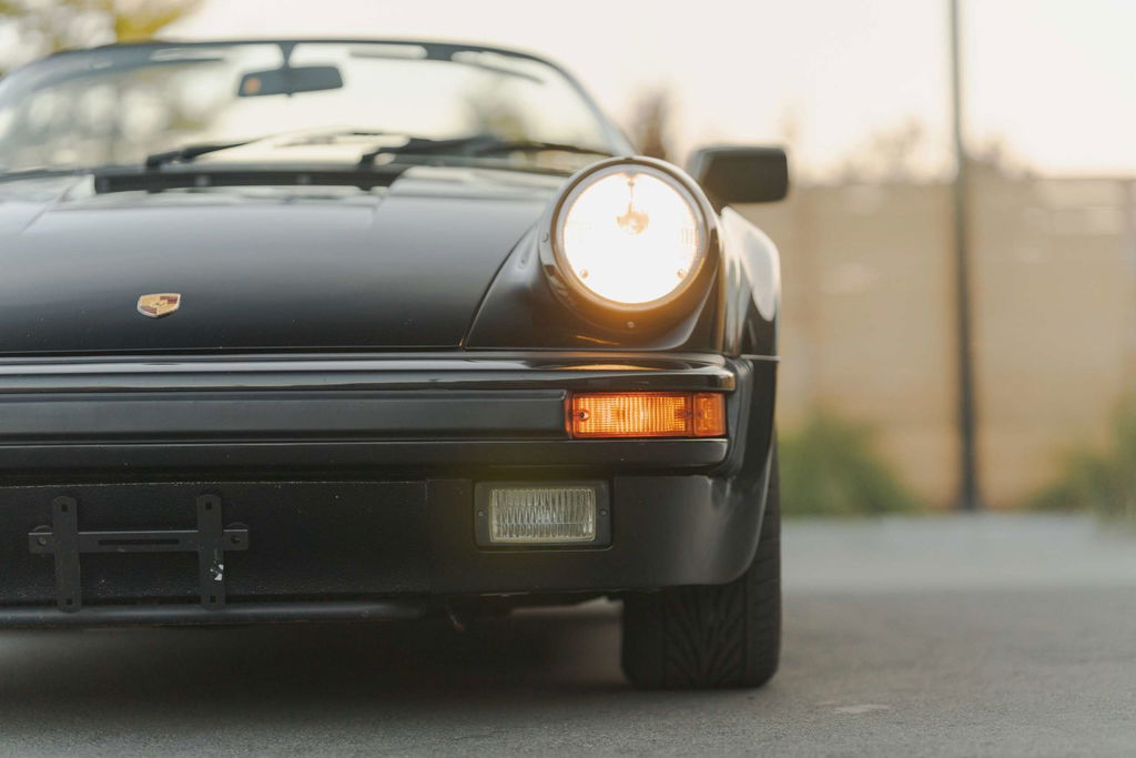 Porsche 911 Carrera 3.2 Speedster (US)