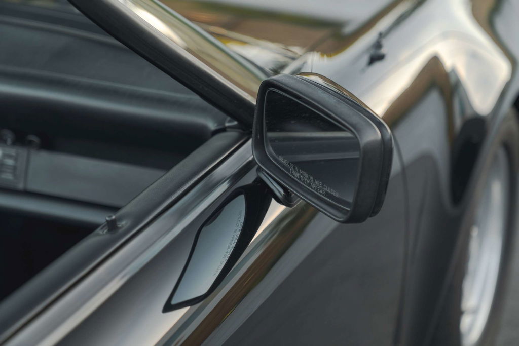 Porsche 911 Carrera 3.2 Speedster (US)