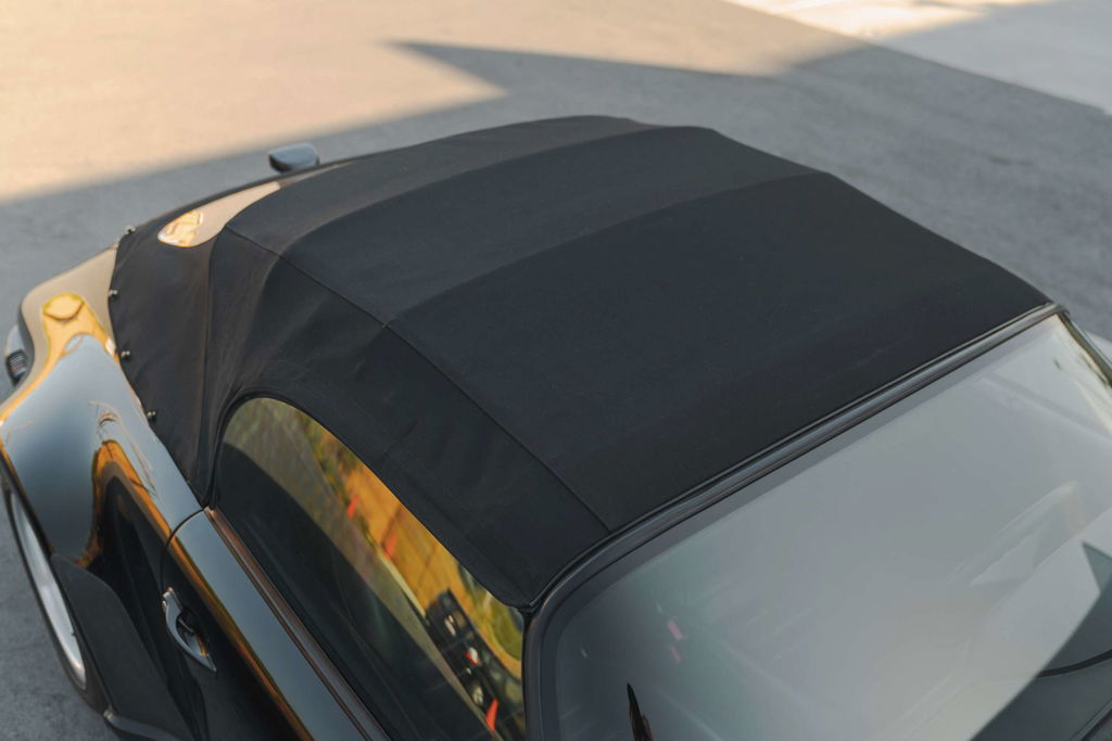 Porsche 911 Carrera 3.2 Speedster (US)