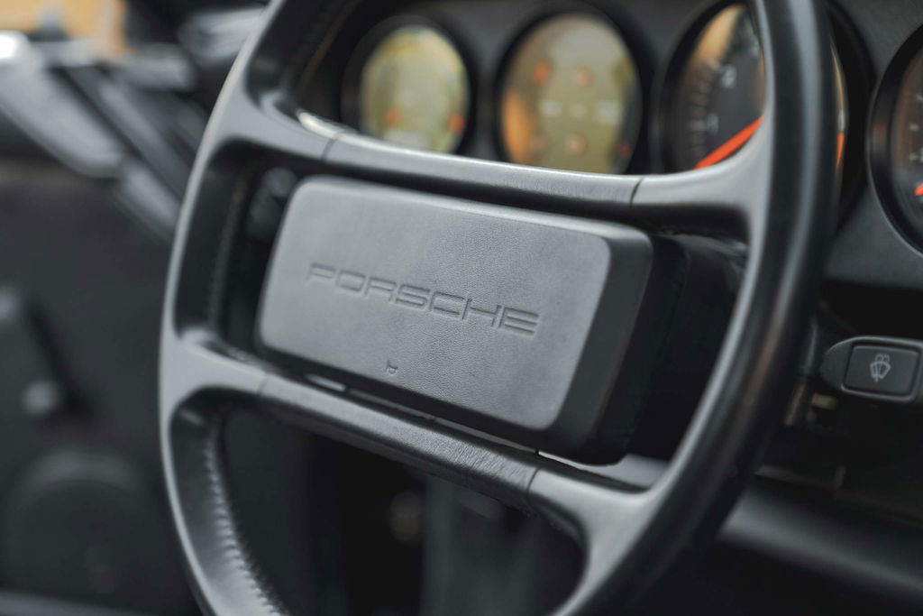 Porsche 911 Carrera 3.2 Speedster (US)