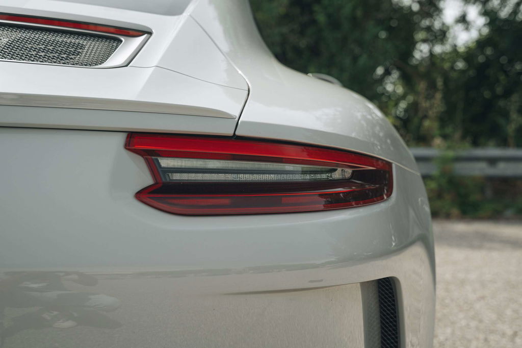 Porsche 991 GT3 Touring