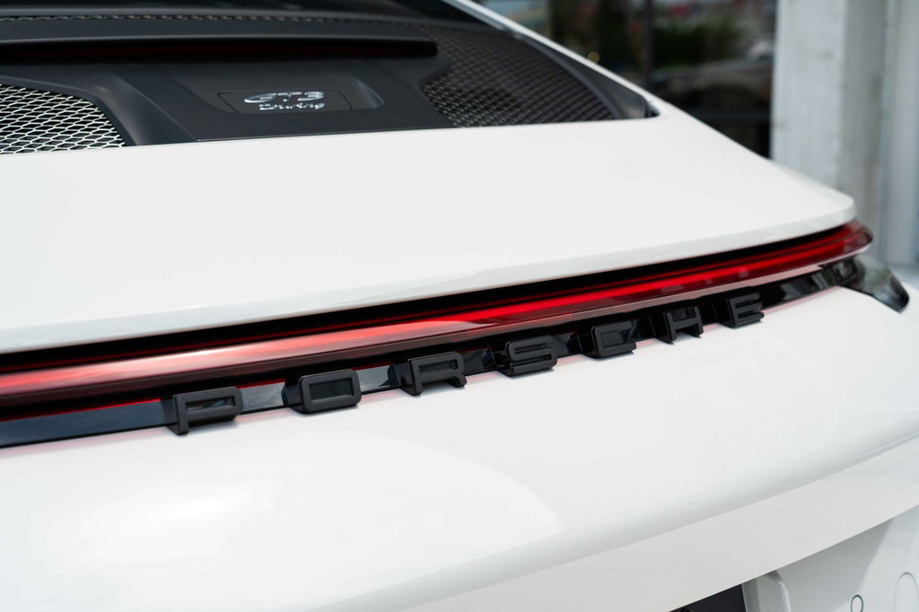 Porsche 992 GT3 Touring