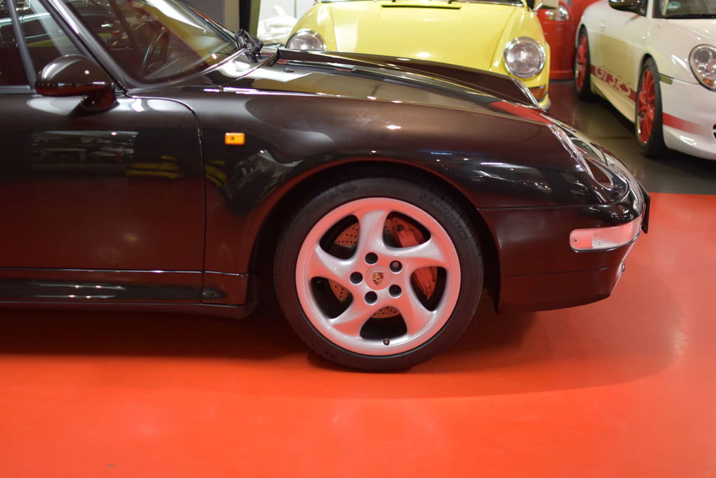 Porsche 993 Carrera 4S