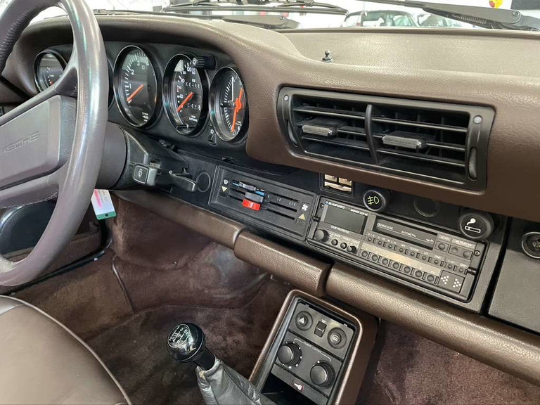 Porsche 911 Carrera 3.2 WTL