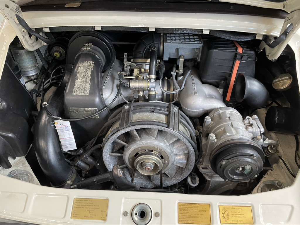 Porsche 911 Carrera 3.2 WTL