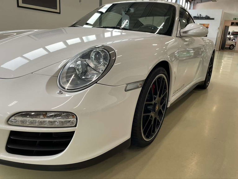 Porsche 997.2 Carrera GTS