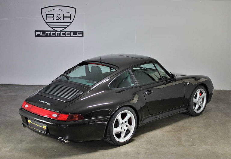 Porsche 993 Carrera 4S
